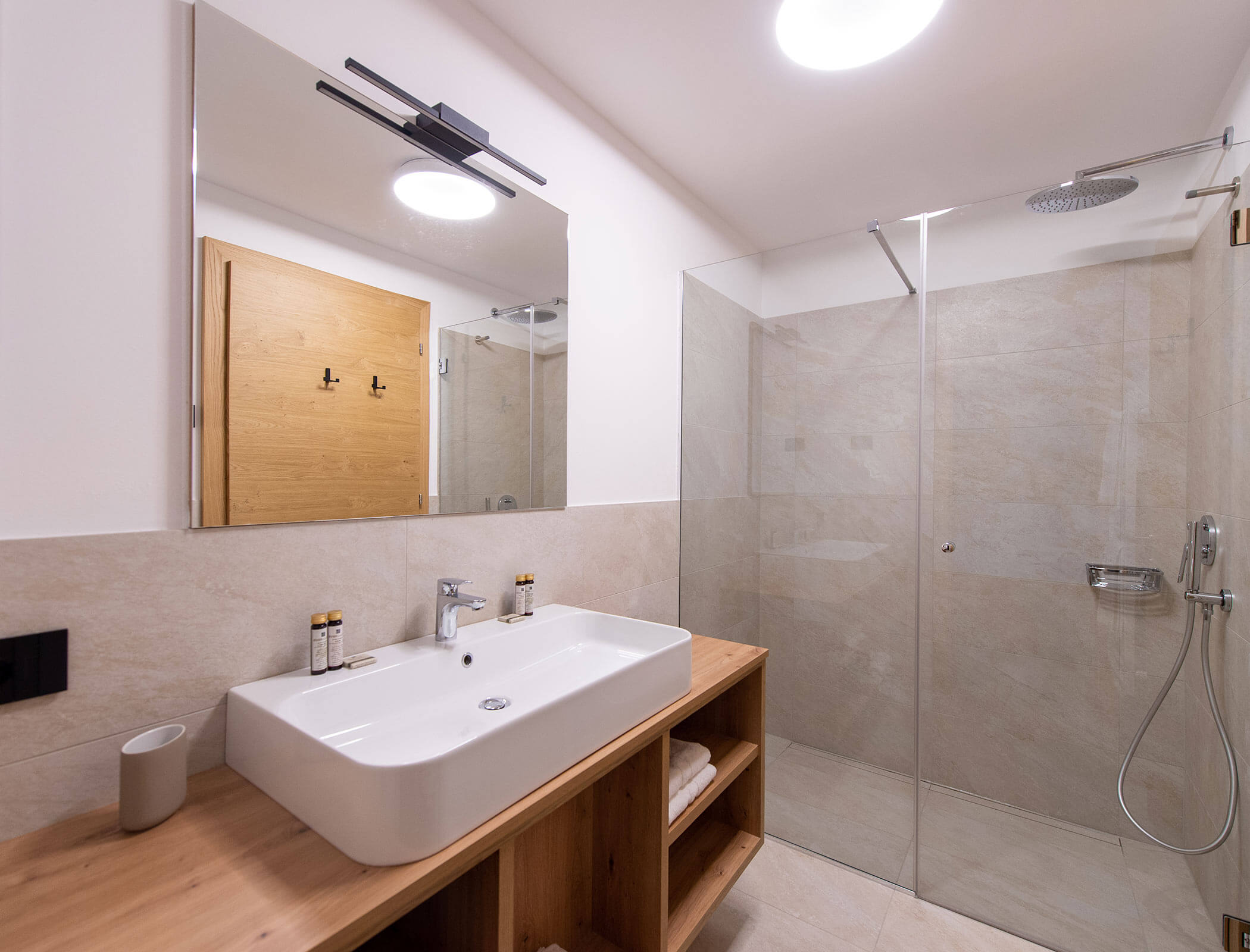 Apartment 6 - Badezimmer